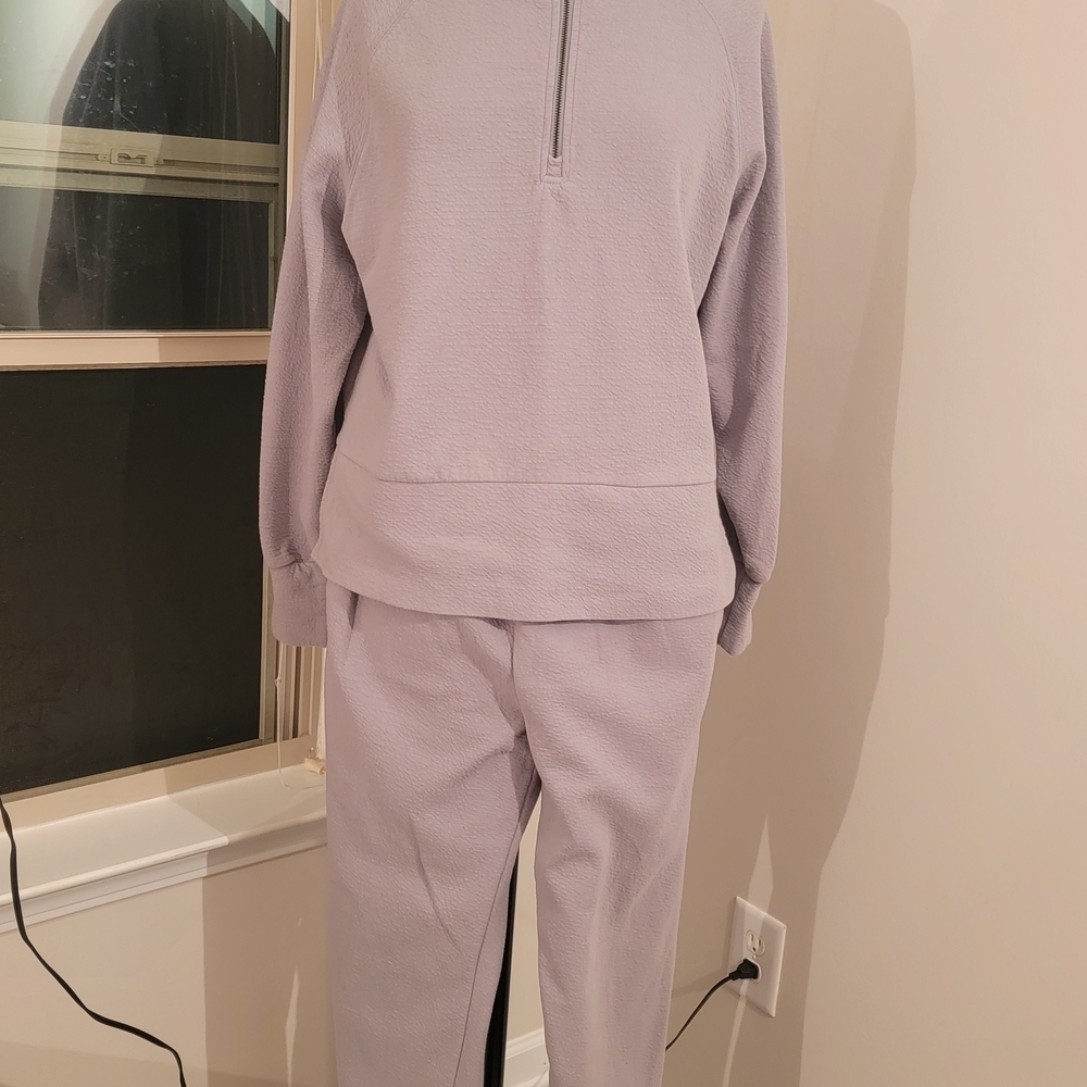 Balance Collection Lilac Lounge Set